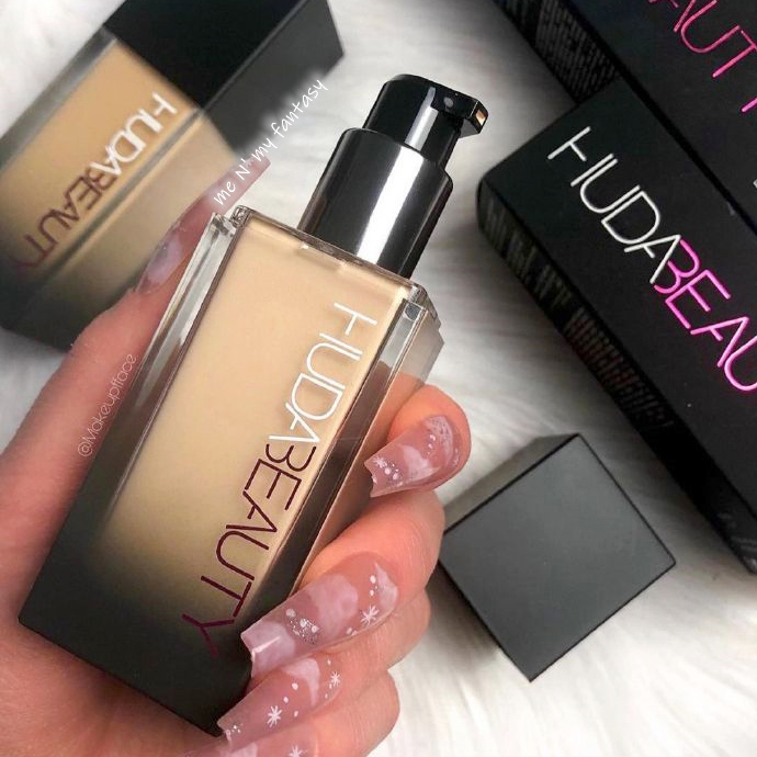 Fauxfilter Luminous Matte Foun – Beauty Huda Makeup recenzja i cena
